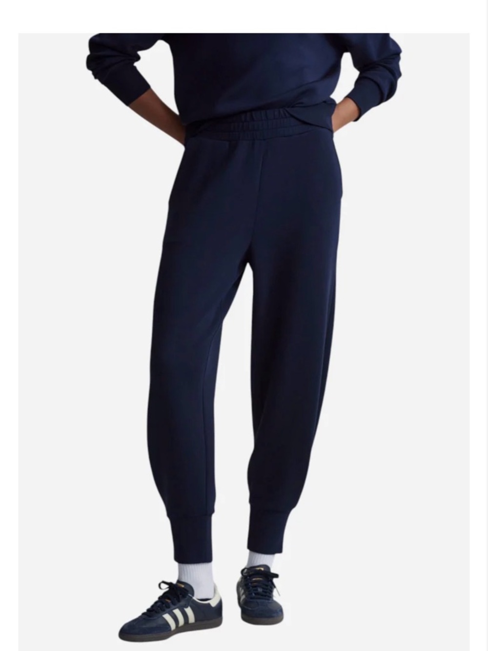 NWT. Varley The Relaxed Pant 25” Navy